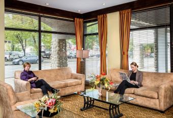 Days Inn by Wyndham Edmonton Downtown allows 18 year olds to book a room