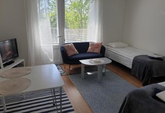 Studio Helmi has Balcony rooms