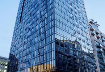 Residence Inn by Marriott Toronto Downtown / Entertainment District allows 18 year olds to book a room