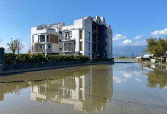 FUN   Villa has Balcony rooms