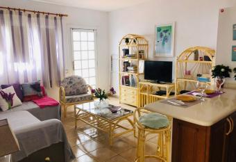 Apartamento Playa la Arena. Relax and Enjoy has Balcony rooms