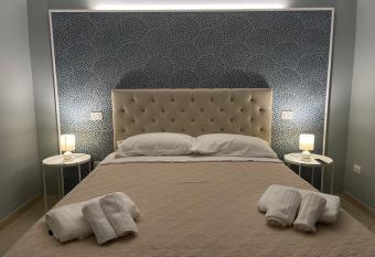 Minioto Rooms has Balcony rooms