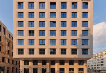 Adina Apartment Hotel Wiesbaden allows 18 year olds to book a room