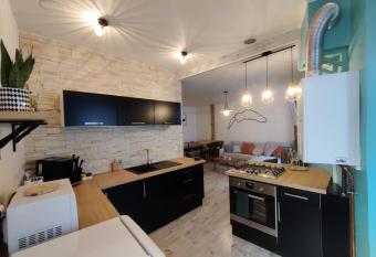 Appartement Hyper Centre Evian - Leman Odyssey has Balcony rooms