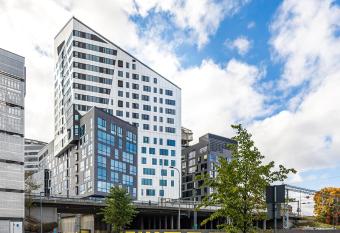 NOKIA ARENA Junior Suite allows 18 year olds to book a room