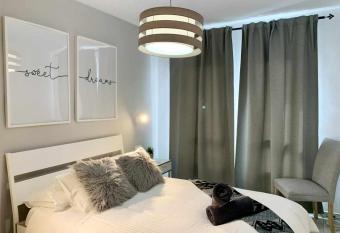 Holyhome apartment 208 has Balcony rooms