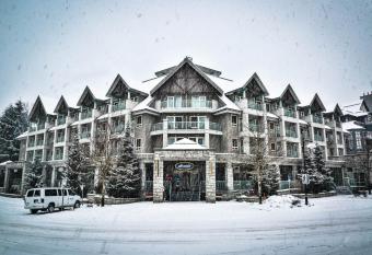 Summit Lodge Boutique Hotel has Balcony rooms
