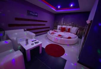 Villa VaXheNeDi has Smoking rooms