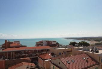 Domus Flavia has Balcony rooms