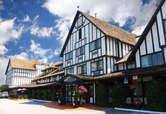 Abercorn Hotel, Trademark Collection by Wyndham allows 18 year olds to book a room