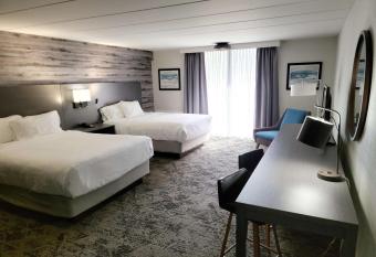 Best Western Parkway Hotel Toronto North has Balcony rooms