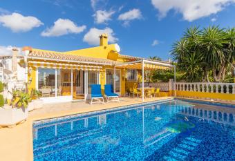 Casa dos Leones has Balcony rooms