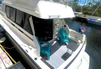 Dauboat allows 18 year olds to book a room