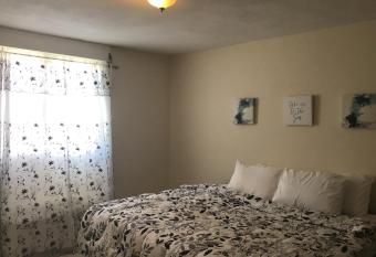 Belash Tropical Comfort & Beauty next to Palmas has Balcony rooms