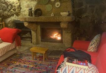 Casa das 5 Cruzes dentro da muralha has Balcony rooms