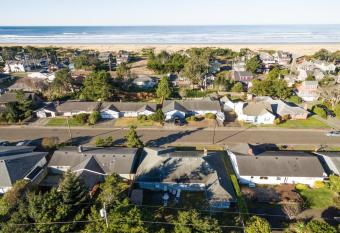 Beach Haven has Balcony rooms