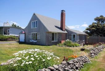 Seaside Cove Vue has Balcony rooms