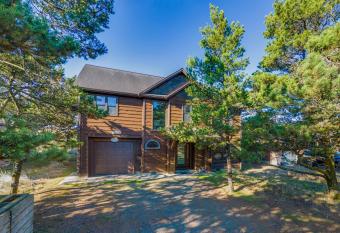 Swallow's Nest has Balcony rooms