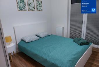 Apartament w spokojnej dzielnicy. has Balcony rooms