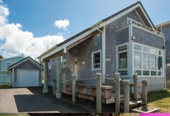 The Tides Inn has Balcony rooms