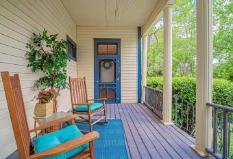 Historic Tate House Apartment by Marietta Square allows 18 year olds to book a room