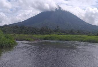 Apartamento La Fortuna #2 allows 18 year olds to book a room
