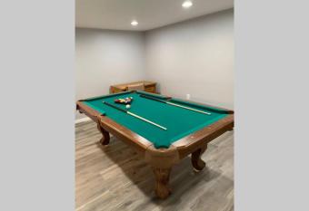 Just renovated Camelback SKI-ON/OFF,SNOW TUBING,PAINTBALL has Balcony rooms