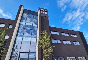 Hotel Le 830 Namur allows 18 year olds to book a room