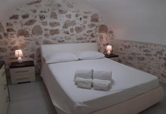 Loft Rosina allows 18 year olds to book a room