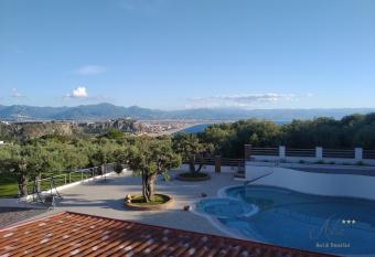 ASTRA B&B has Balcony rooms