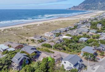 Amazing Ocean Views MCA 448 has Balcony rooms