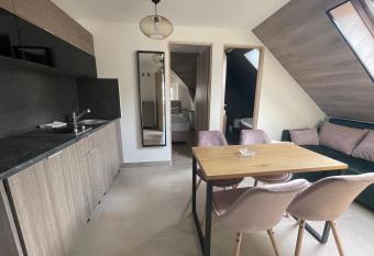 Smeraldo Apartmanok Si  fok has Balcony rooms