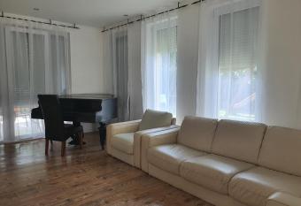 Ivett apartmanh  z has Balcony rooms