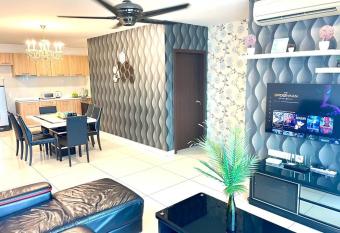 KSL City Mall 6-8pax   K26   Netflix   Smart TV 55inch has Balcony rooms