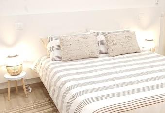 SUITE BLANC APARTMENTS - Monolocali indipendenti con cucina e bagno privato - Check-in e check-out con codice in autonomia h24 - Terrazza in comune has Balcony rooms