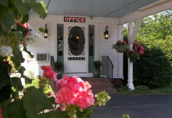 Cedar Crest Inn allows 18 year olds to book a room