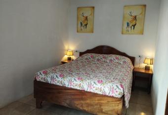 Apartamento Siary 1 allows 18 year olds to book a room