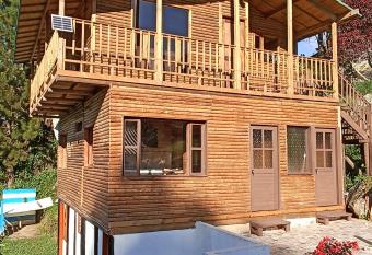 Caba  a 4 Caminos 2 has Balcony rooms