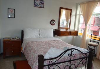 Hotel Los Angeles allows 18 year olds to book a room