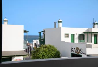 La Bonanza has Balcony rooms