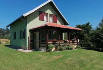 Vikendica Mladenovi   has Balcony rooms