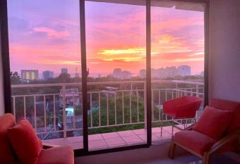 Porta de la Sierra has Balcony rooms
