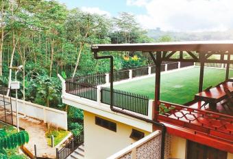 Kasuari Exotic Resort Magelang has Balcony rooms