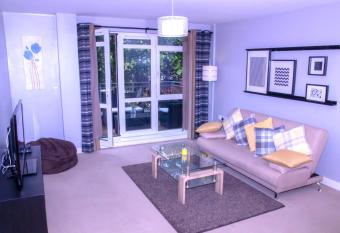 Allen Luxury Apartment has Balcony rooms