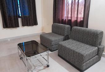 Raaj Inn studio has Balcony rooms