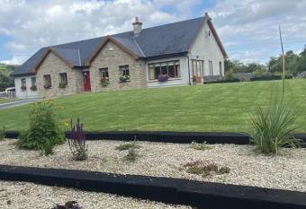 Rooms to rent Skeheenarinky near Mitchelstown or Cahir allows 18 year olds to book a room