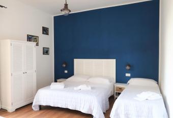 Ai Quattro Venti Guest House has Balcony rooms