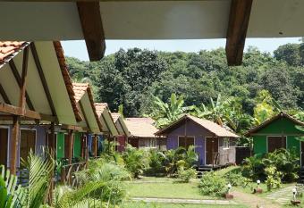 Nomada Beach Resort has Balcony rooms