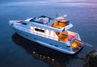 1-3 bed Cabin on a Luxurious Yacht allows 18 year olds to book a room