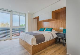 Ayenda La Joya allows 18 year olds to book a room